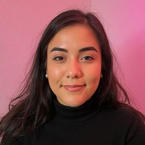 Meet your Posher, Iris